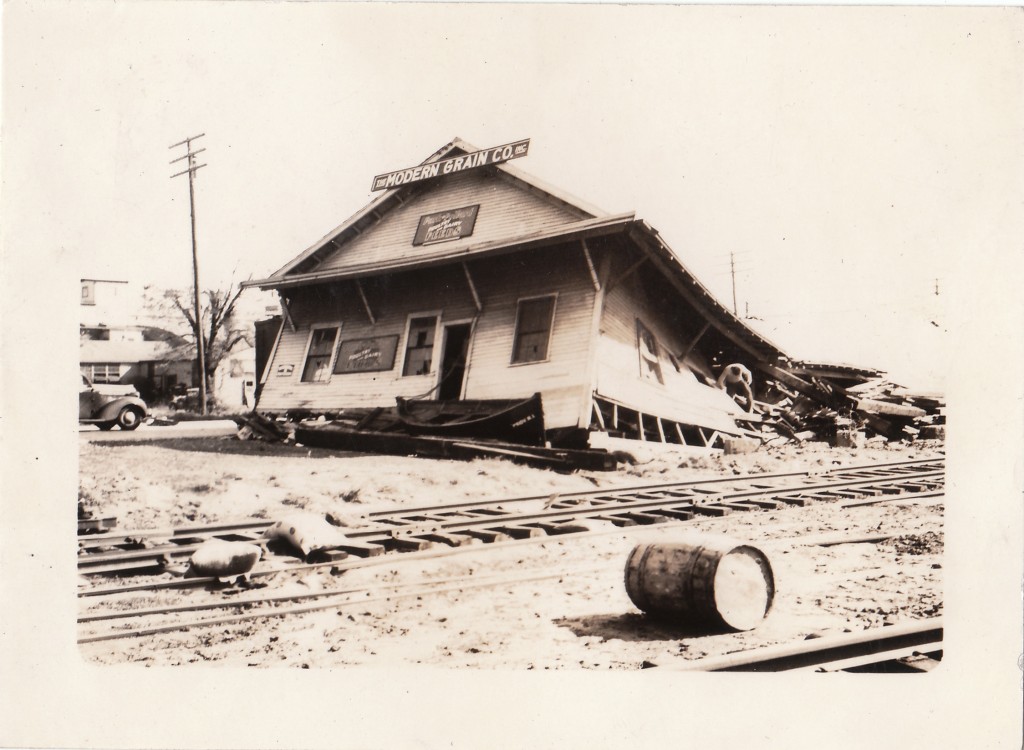 The Modern Grain Company building at India Point in the upper reaches of Narragansett Bay was destroyed by the storm surge. New England Hurricane of 1938.Providence, Rhode Island.